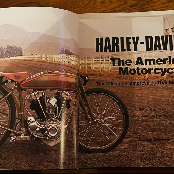 HARLEY DAVIDSON “The American Motorcycle” 1992 Hardcover Book, EUC - Picture 2 of 2